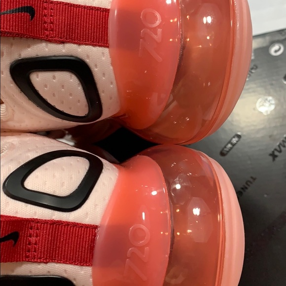 W THE AIR MAX 720 Light Soft Pink/Gym Red - Picture 13 of 16